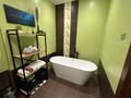 5-бөлмелі пәтер · 285.3 м² · 9/10 қабат, проспект Каныша Сатпаева 35, бағасы: 125 млн ₸ в Атырау — фото 30