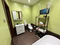 5-бөлмелі пәтер · 285.3 м² · 9/10 қабат, проспект Каныша Сатпаева 35, бағасы: 125 млн ₸ в Атырау — фото 31