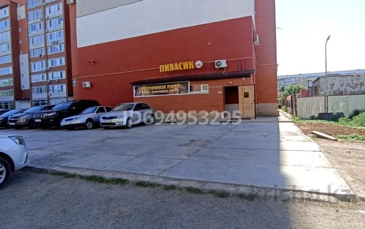 Магазины и бутики · 65 м² за 18.5 млн ₸ в Уральске, мкр Кадыра Мырза-Али — фото 2