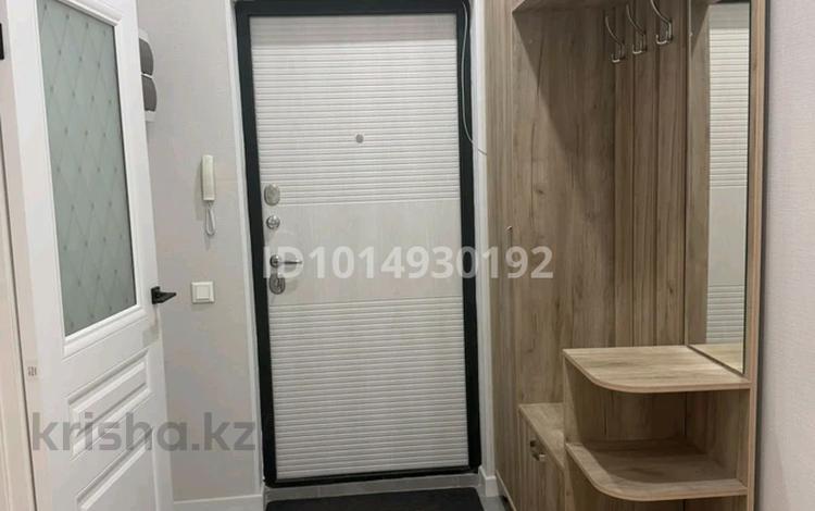 2-комнатная квартира · 70 м² · 5/6 этаж, Ровенского 1 1 — Ул. Сейфулина Заде школа jos за 300 000 ₸ в Алматы, Турксибский р-н — фото 2