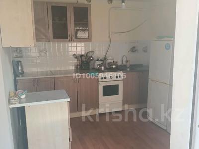 Отдельный дом · 4 комнаты · 100 м², Жанкоразова — Абая-Кашгари за 200 000 〒 в Таразе