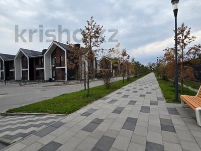 3-комнатная квартира · 92.71 м² · 1/3 этаж, Алатауская трасса 33 Ж за 50 млн 〒 в Туздыбастау (Калинино)