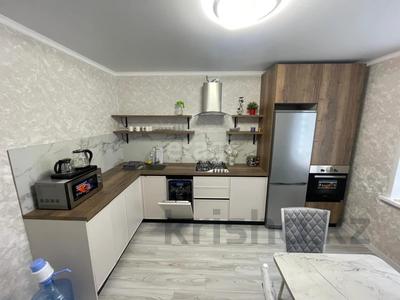 2-комнатная квартира · 64.3 м² · 7/9 этаж, Каирбекова 358 за 37 млн 〒 в Костанае