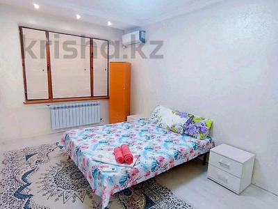 3-комнатная квартира · 75 м² · 1/5 этаж, 14-й мкр 9 — Набережная, море, ТРЦ Астана, центр города за 12 000 〒 в Актау