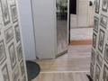 2-комнатная квартира · 44 м² · 2/5 этаж, Пришахтинск, Пришахтинск, 21й микрорайон 19 за 12 млн ₸ в Караганде, Алихана Бокейханова р-н — фото 2