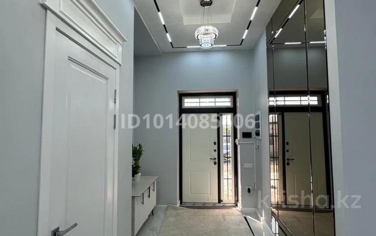 Жеке үй · 8 бөлме · 305 м² · 8 жүзд., мкр Акжайык, Естай Акын 88, бағасы: 160 млн ₸ в Шымкенте, Абайский р-н — фото 2