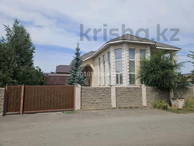 Жеке үй · 7 бөлме · 300 м² · 17 жүзд., Қалалық аэропорт ш/а. 182, бағасы: 1 млн ₸ в Караганде, Казыбек би р-н