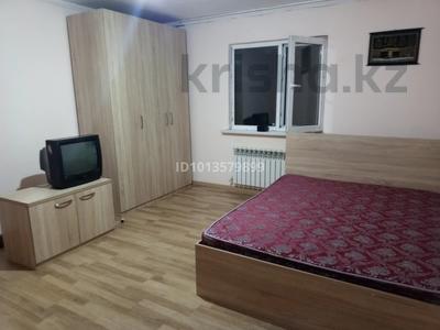 1-бөлмелі пәтер · 40 м² · 2 қабат, мкр Аксай-4, Улугбека, бағасы: 160 000 ₸ в Алматы, Ауэзовский р-н