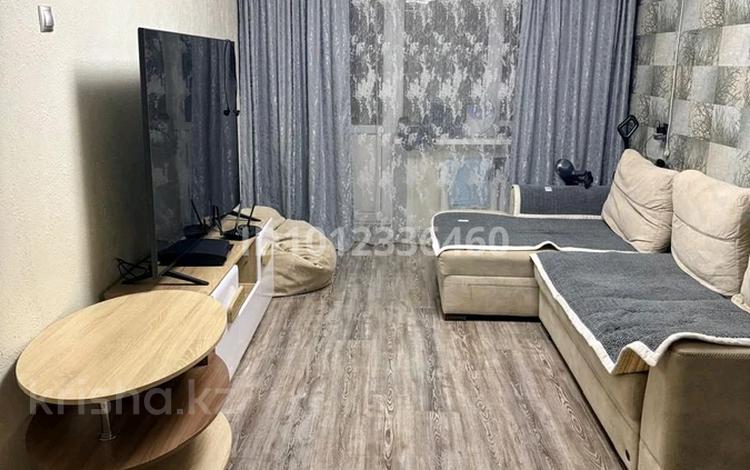 3-бөлмелі пәтер · 58 м² · 4/5 қабат, Есенберлина 15, бағасы: 15 млн ₸ в Жезказгане — фото 2
