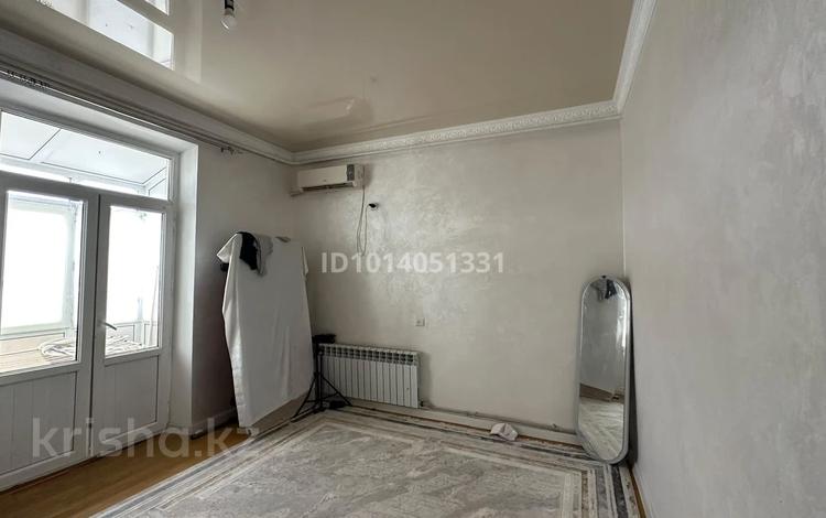 3-комнатная квартира · 61.6 м² · 2/2 этаж, Азаттык 143 А за 150 000 ₸ в Атырау — фото 2
