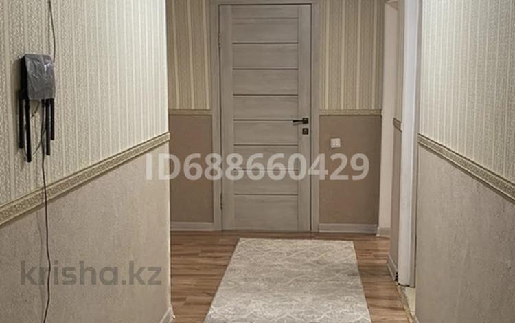 3-комнатная квартира, 87 м², 4/6 этаж, 33-й мкр, 33 мкрн 32