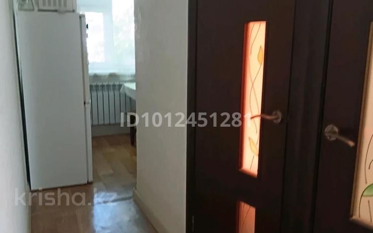 2-бөлмелі пәтер · 45 м² · 1/5 қабат, Майкудук, Майкудук, 18й микрорайон 3, бағасы: 13 млн ₸ в Караганде, Алихана Бокейханова р-н — фото 3