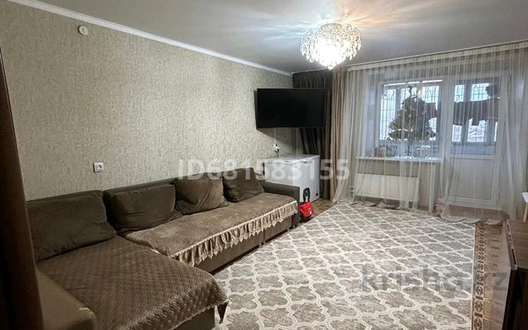 3-комнатная квартира, 62.5 м², 6/6 этаж, Назарбаева 145 за 20 млн 〒 в Усть-Каменогорске — фото 2