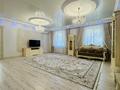 3-комнатная квартира · 198.3 м² · 3/7 этаж, проспект Н.Назарбаева за 127 млн ₸ в Уральске