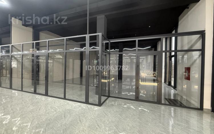 Дүкендер мен бутиктер · 130 м², бағасы: 520 000 〒 в Таразе, мкр Акбулак — фото 2