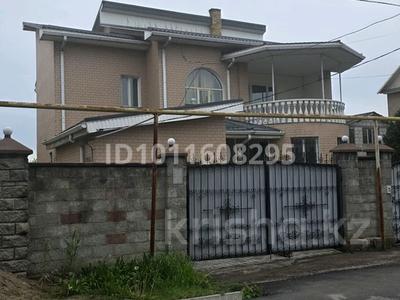 Часть дома · 9 комнат · 437 м² · 9.8 сот., мкр Калкаман-2 за 210 млн ₸ в Алматы, Наурызбайский р-н