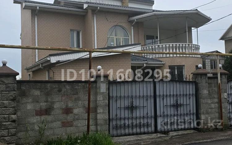 Часть дома · 9 комнат · 437 м² · 9.8 сот., мкр Калкаман-2 за 210 млн ₸ в Алматы, Наурызбайский р-н — фото 2