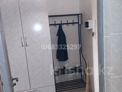 1-комнатная квартира · 28 м² · 8/10 этаж, мкр Акбулак, Райымбека 481/1 — Саин за 165 000 ₸ в Алматы, Алатауский р-н