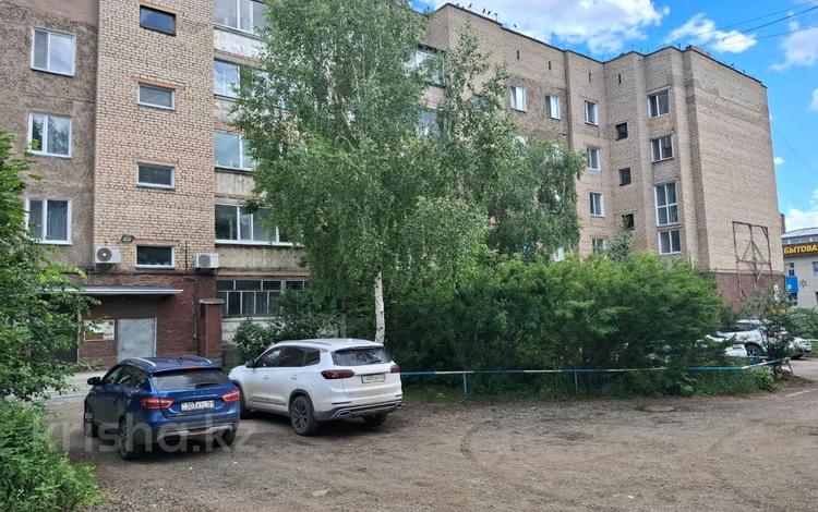 4-бөлмелі пәтер · 80 м² · 4/5 қабат, Октябрьская 50, бағасы: 25 млн ₸ в Щучинске — фото 2