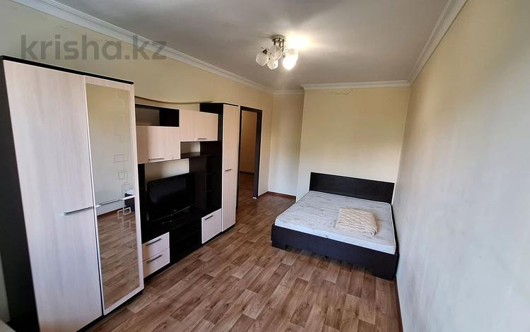 2-комнатная квартира · 45 м² · 5/9 этаж, мкр Аксай-1 11/7 за 32 млн ₸ в Алматы, Ауэзовский р-н — фото 2