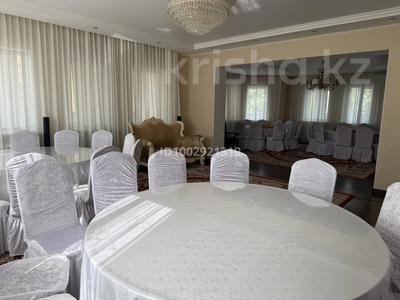 Жеке үй · 6 бөлме · 350 м², Юго восток 20 — Бурабай, бағасы: 100 000 ₸ в Астане, Алматы р-н