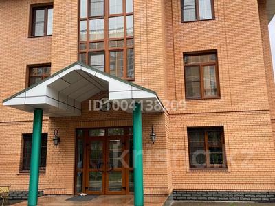 Отдельный дом · 6 комнат · 420 м² · 14 сот., Акын Сара 5 — За баней Керемет за 420 млн 〒 в Астане, Нура р-н