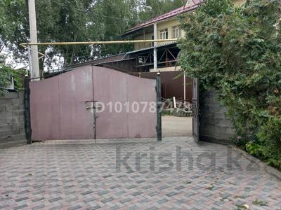 Часть дома · 6 комнат · 260 м² · 8 сот., мкр Улжан-1 19 — ул Улан ул Такижанова за 87 млн ₸ в Алматы, Алатауский р-н