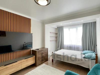 1-бөлмелі пәтер · 40 м² · 9/14 қабат, Есенова, бағасы: ~ 32.7 млн ₸ в Алматы, Жетысуский р-н