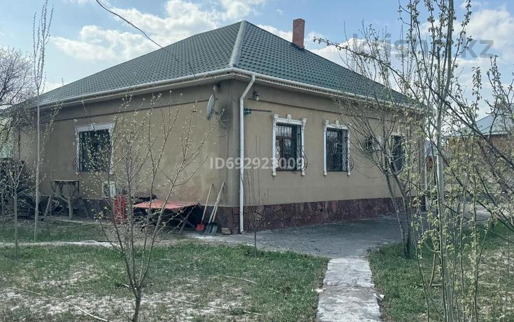 Отдельный дом • 5 комнат • 160 м² • 10 сот., Кутпанов 8 — Астана за 30 млн 〒 в  — фото 2