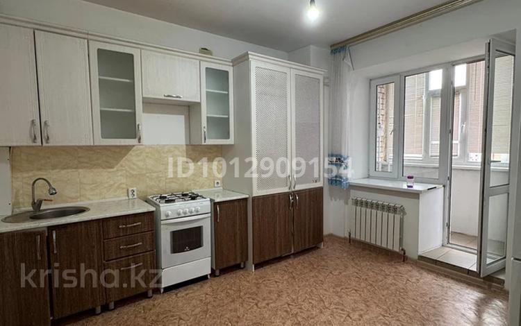 2-бөлмелі пәтер · 65 м² · 5/5 қабат, мкр. Алтын орда, Батыс 2, бағасы: 150 000 ₸ в Актобе — фото 2