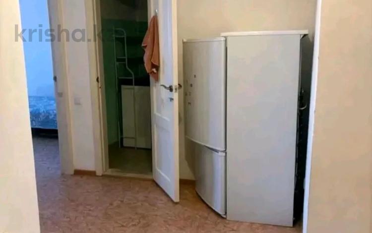 3-бөлмелі пәтер · 65 м² · 9/18 қабат, Жамбыла жабаева 11, бағасы: 200 000 ₸ в Петропавловске — фото 2