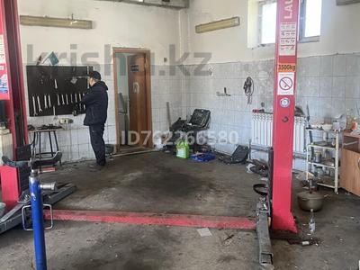 Гараж · 140 м² · Сақып Оңғарбайұлы — Пересечение Көшербаев, бағасы: 130 000 〒 в 