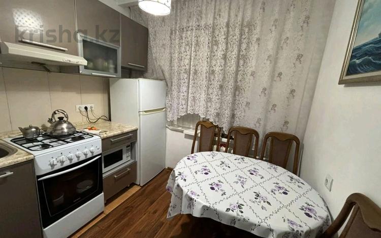 3-комнатная квартира · 64.1 м² · 2/5 этаж, мкр Коктем-3 13 за 55 млн ₸ в Алматы, Бостандыкский р-н — фото 2