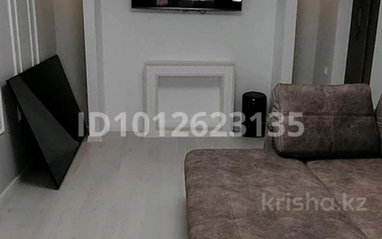 2-бөлмелі пәтер · 55 м² · 9/10 қабат, мкр 12 25, бағасы: 18 млн ₸ в Актобе — фото 2