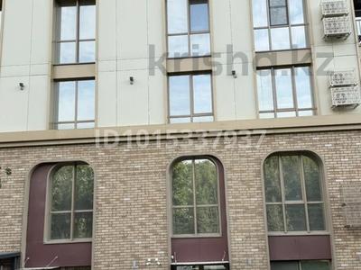 2-бөлмелі пәтер · 74 м² · 9/9 қабат, Байдибек би 113/1, бағасы: 50 млн ₸ в Шымкенте