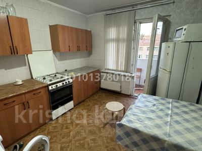 2-бөлмелі пәтер · 47 м² · 5/5 қабат, мкр Аксай-3А — Толе Би -Момышулы, бағасы: 230 000 ₸ в Алматы, Ауэзовский р-н