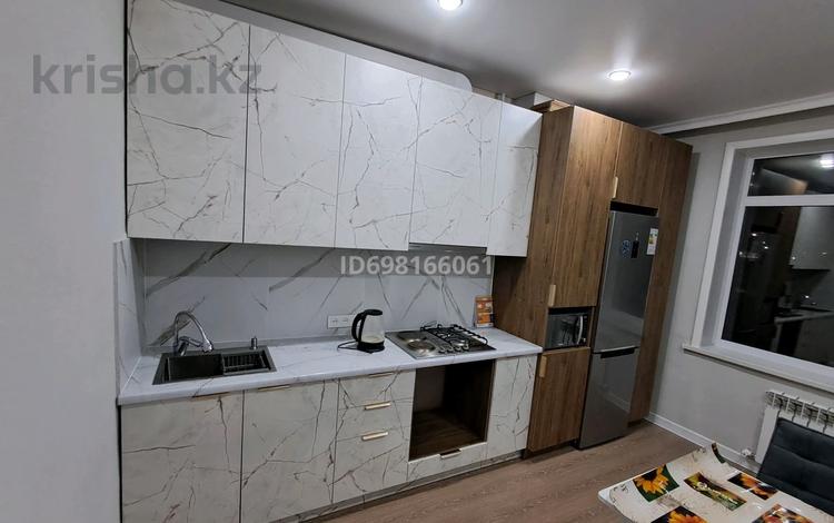 2-комнатная квартира · 61.7 м² · 2/9 этаж, мкрн. Сарыарка 12 — Айти Школа за 28 млн ₸ в Кокшетау — фото 4