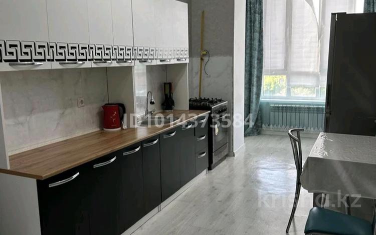 1-комнатная квартира · 40 м² · 3/5 этаж, Габдулы Тукая 53 — Пед Институт за 80 000 ₸ в Уральске — фото 2