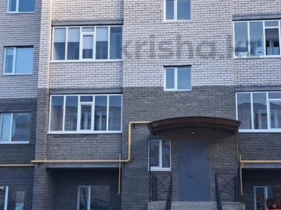 2-бөлмелі пәтер · 74 м² · 5/5 қабат, мкр. Алтын орда 53г, бағасы: 16.8 млн 〒 в Актобе