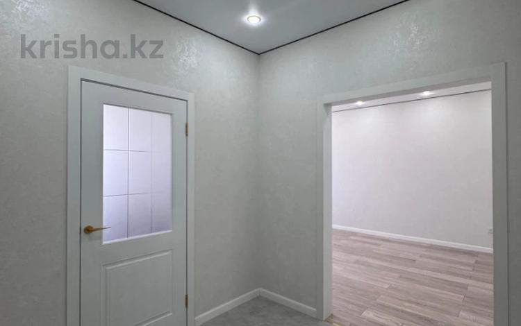 1-комнатная квартира · 50 м² · 3/5 этаж, мкр. Алтын орда за 20.5 млн 〒 в Актобе — фото 2