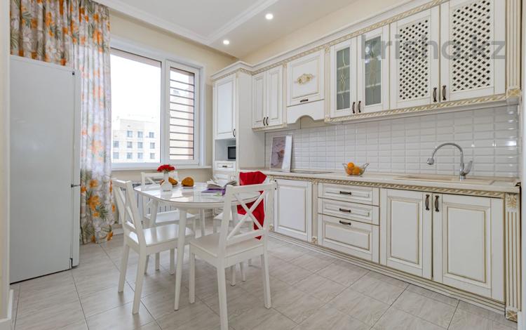 2-комнатная квартира · 70 м² · 6/7 этаж, проспект Кабанбай Батыра 58Б за 17 000 〒 в Астане, Есильский р-н — фото 23