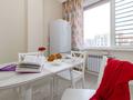 2-комнатная квартира · 70 м² · 6/7 этаж, проспект Кабанбай Батыра 58Б за 17 000 〒 в Астане, Есильский р-н — фото 4
