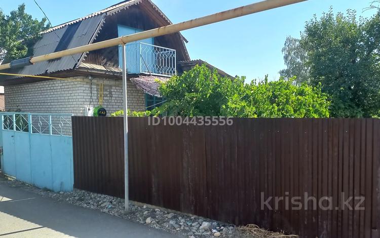 Отдельный дом · 3 комнаты · 76.9 м² · 10 сот., Арычная 53 за 6.6 млн ₸ в Талдыкоргане, мкр Коктем — фото 2