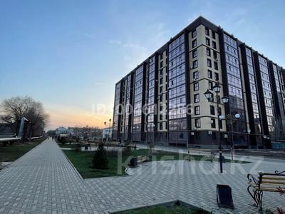 2-комнатная квартира · 81 м² · 10/10 этаж, мкр Женис 11 за 350 000 〒 в Уральске