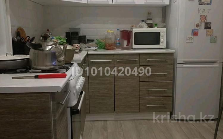 3-комнатная квартира · 65.7 м² · 6/9 этаж, Жданова за 23 млн ₸ в Уральске — фото 2