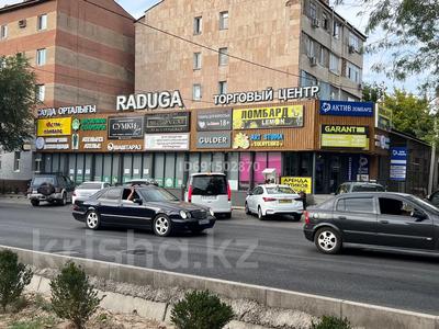 Аренда коммерческой недвижимости в Шымкенте: Свободное назначение, офисы, магазины и бутики, склады, общепит, салоны красоты, медцентры и аптеки, кабинеты и рабочие места, студии · 60 м² за 180 000 〒 Свободное назначение, офисы, магазины и бутики, склады, общепит, салоны красоты, медцентры и аптеки, кабинеты и рабочие места, студии · 60 м² за 180 000 〒 в Шымкенте, Туран р-н