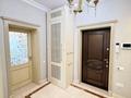 5-комнатная квартира · 190 м² · 5/7 этаж, Арай 49 за 165 млн ₸ в Астане, Есильский р-н — фото 32