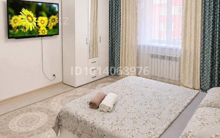 1-комнатная квартира · 50 м² · 6/7 этаж, мкр. Алтын орда 49 Д — Батыс 2( алтын орда) возле школы смарт Билим Анвар. за 2 000 ₸ в Актобе — фото 5