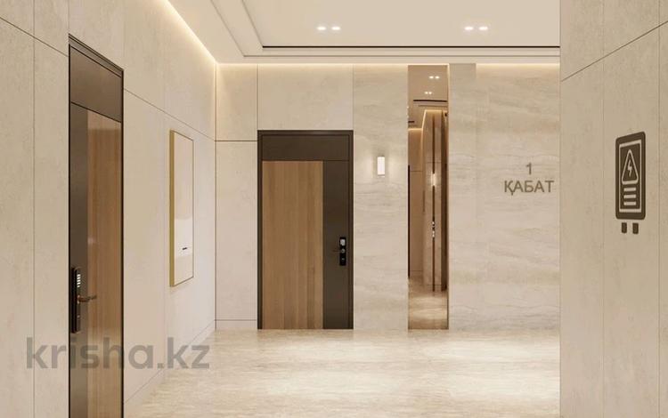 3-бөлмелі пәтер · 99.45 м² · 2/5 қабат, Кокжал Барака 18 а, б, в, бағасы: ~ 42.2 млн ₸ в Усть-Каменогорске — фото 2