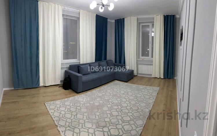 гранд парк алматы торговый центр. айнабулак 2 алматы дом 32а. алко дринк маркет ялта гоголя. б алматы. алма-ата достопримечательности.